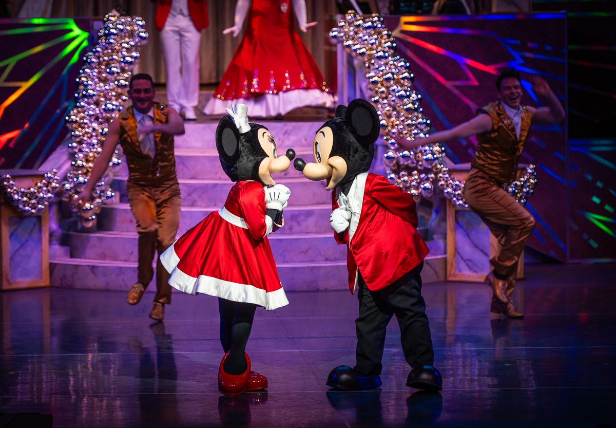 holidays stage show jollywood nights christmas party hollywood studios disney world 219